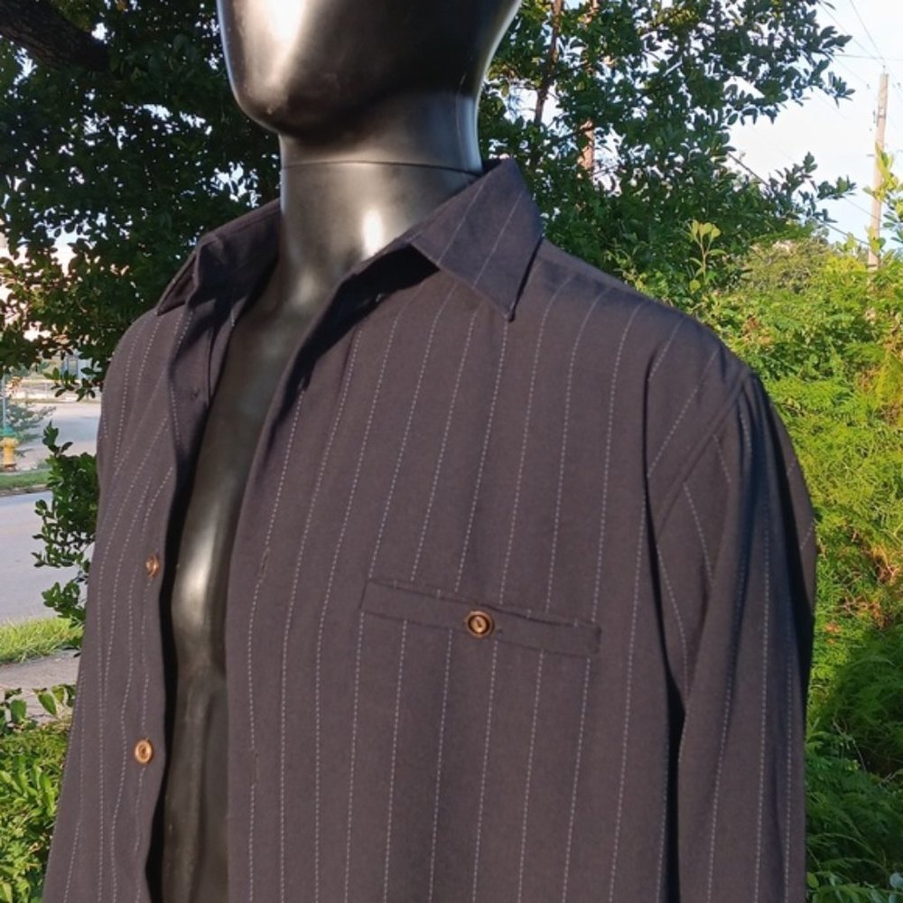 MILANO MODA MEN'S LUXURY PIN STRIPED BUTTON DOWN LUXURY SHIRT(RUSSIA)